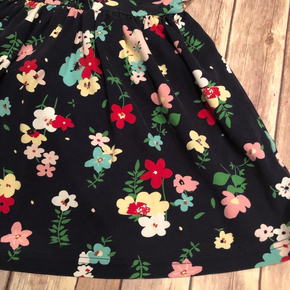 Hanna navy floral dress - Picture 2 of 8